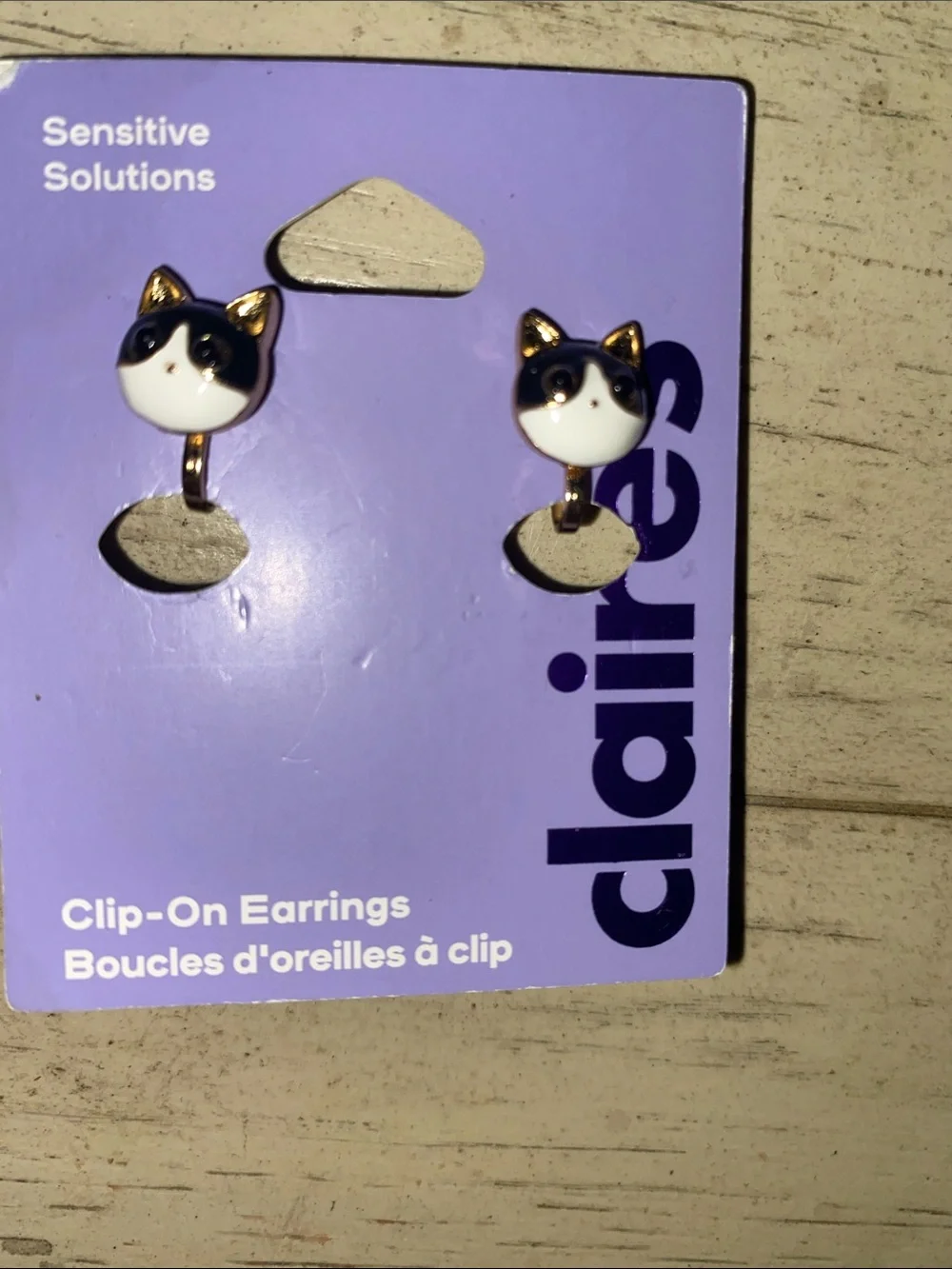 New Claire’s Clip on Earrings Cat 🐈‍⬛ theme